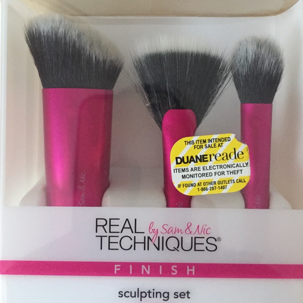New In Box Real Techniques Sculpting Brush Set
